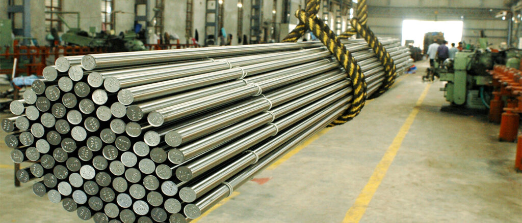 difference between steel and stainless steel
